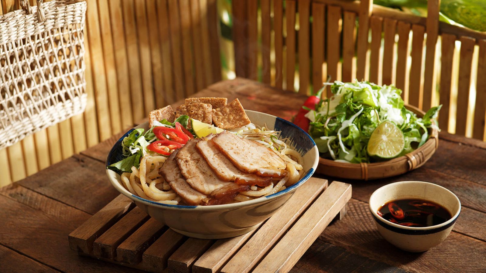 Cao lầu - Món ăn đặc sản Quảng Nam tại Đà Nẵng