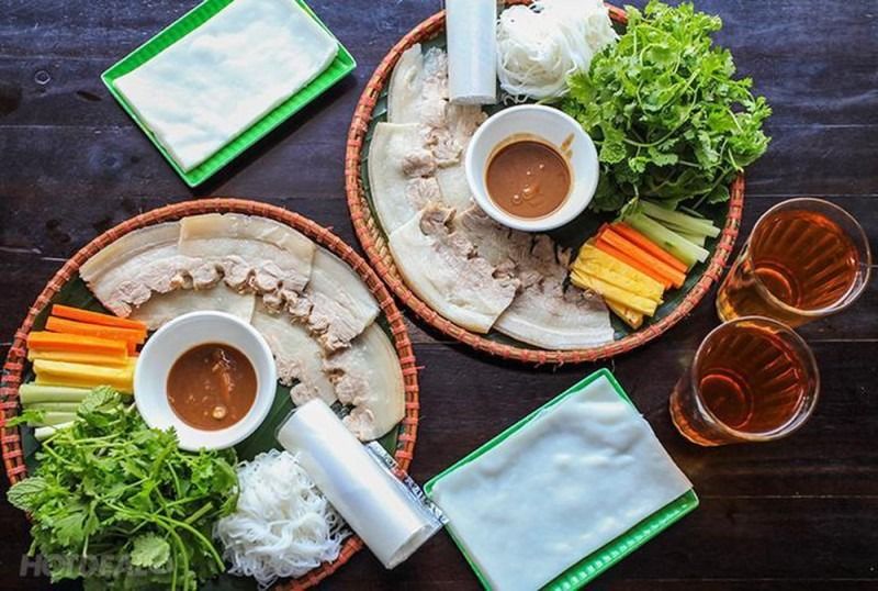 bánh tráng cuốn thịt heo