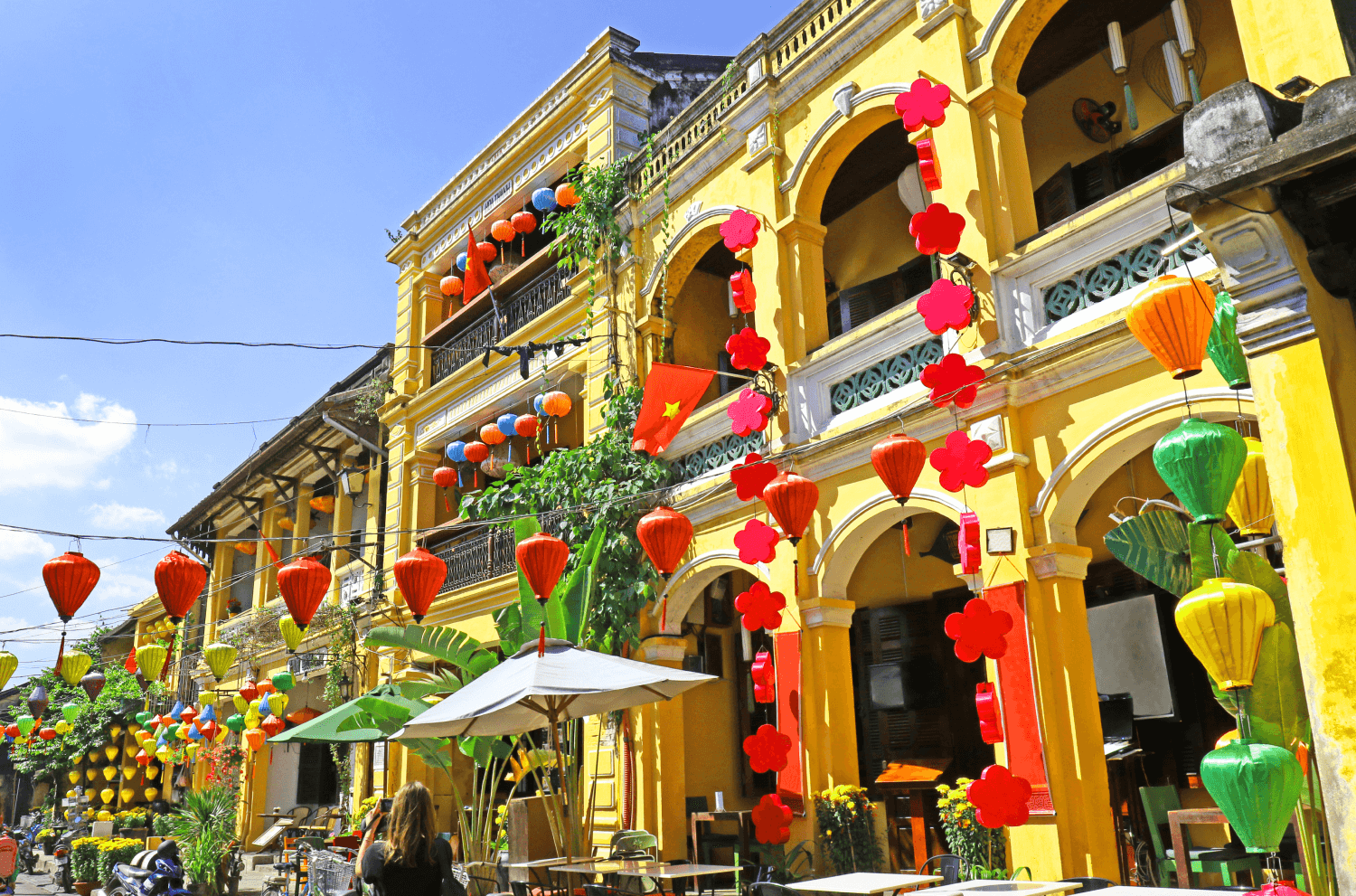 Phố cổ Hội An rực rỡ đèn lồng