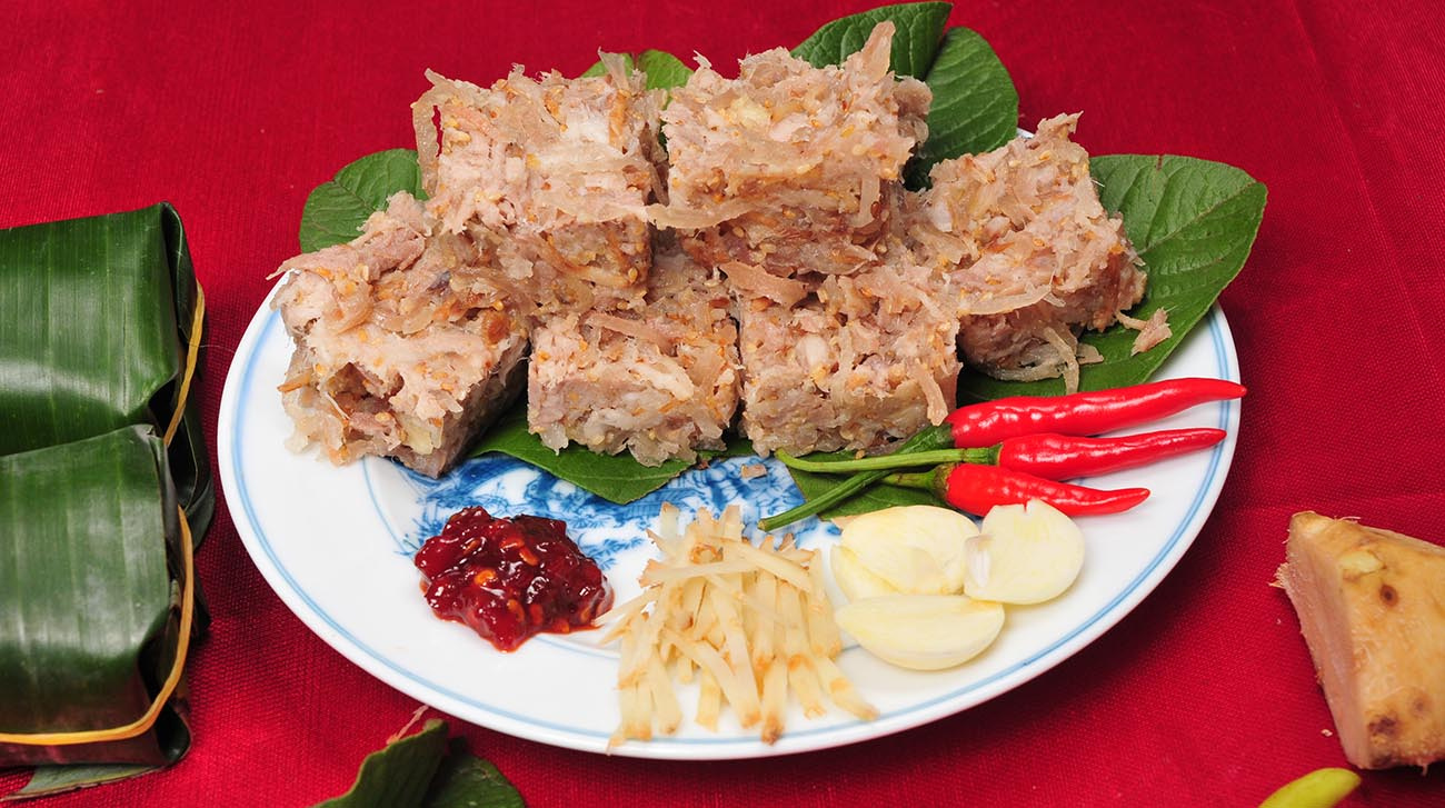 Nem tré đặc sản Đà Nẵng thích hợp làm quà