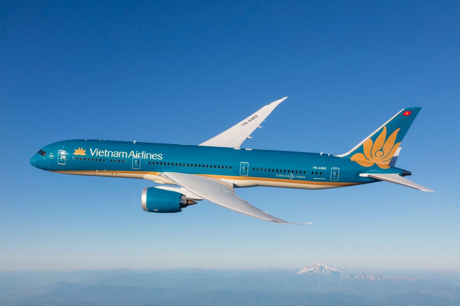 Máy bay Vietnam Airlines